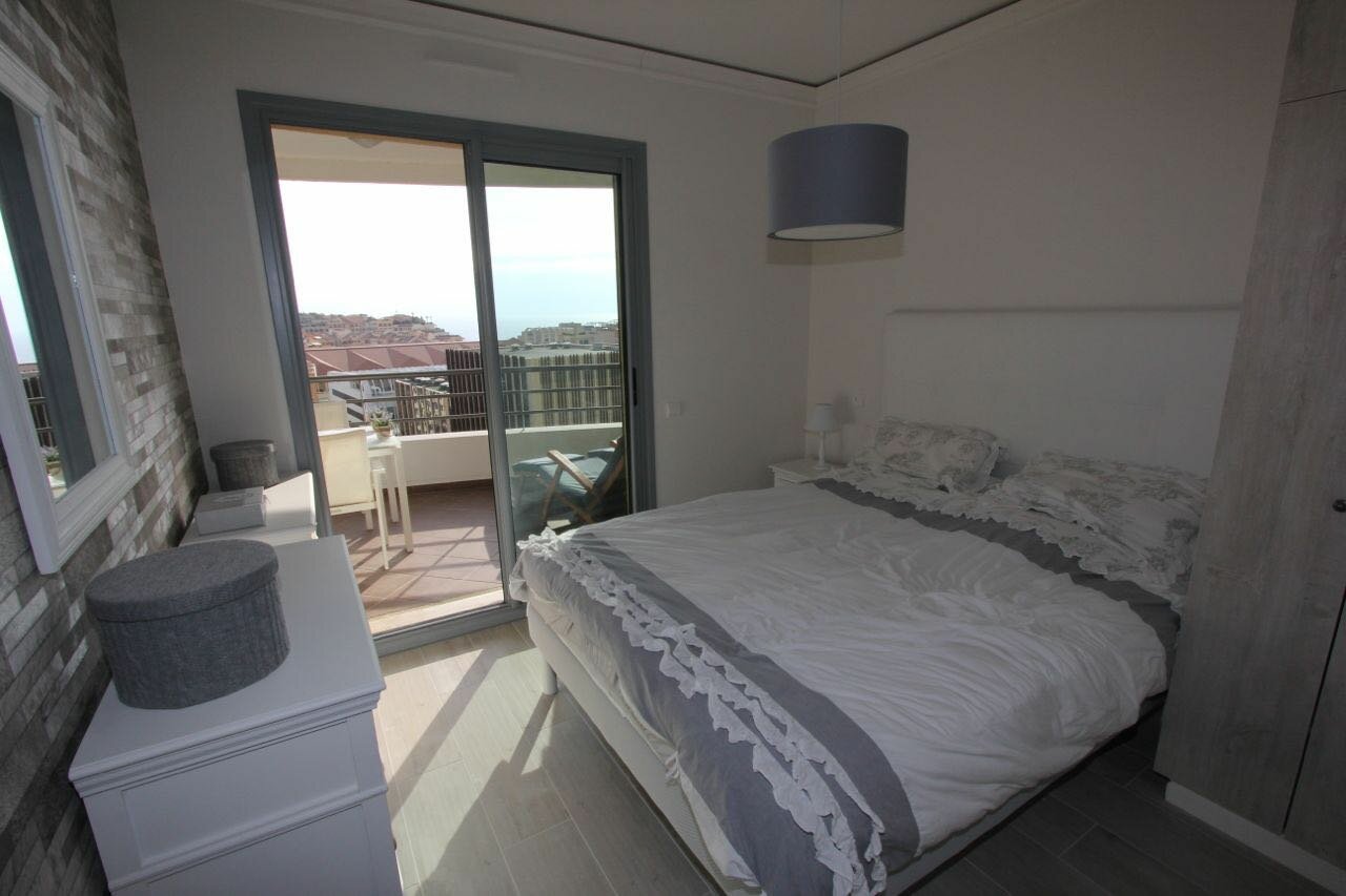 APARTMENT MILLENIUM : 7/9