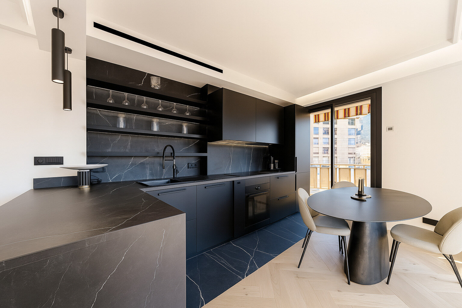 APPARTEMENT BUCKINGHAM PALACE : 3/7