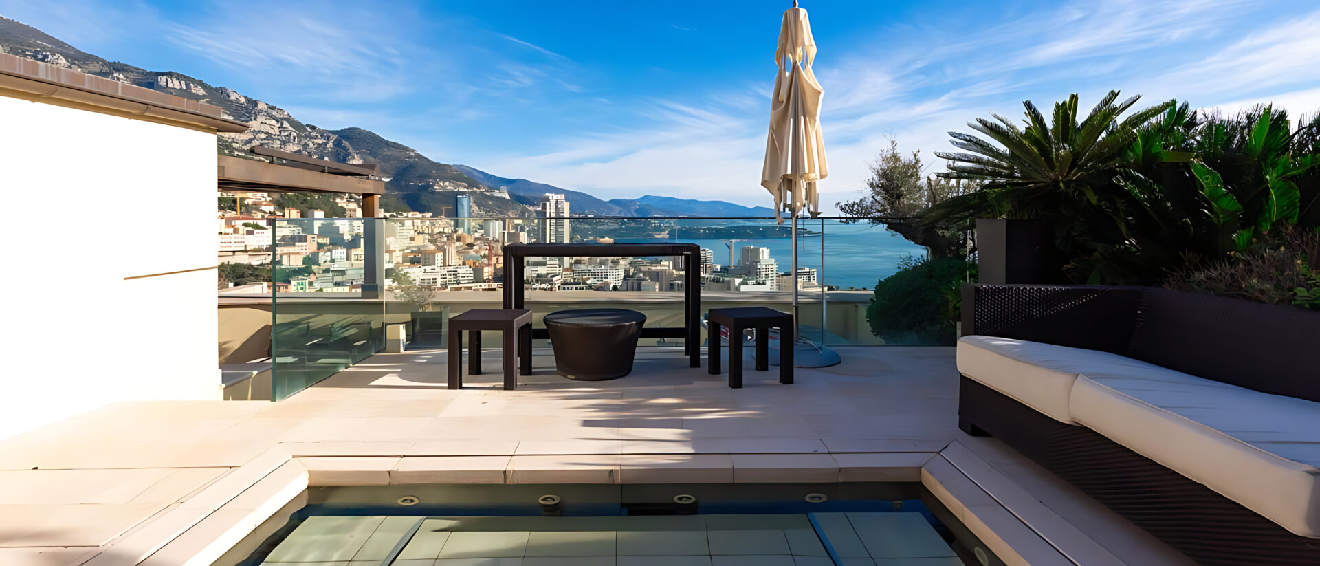 PENTHOUSE VILLA LES PINS : 1/5
