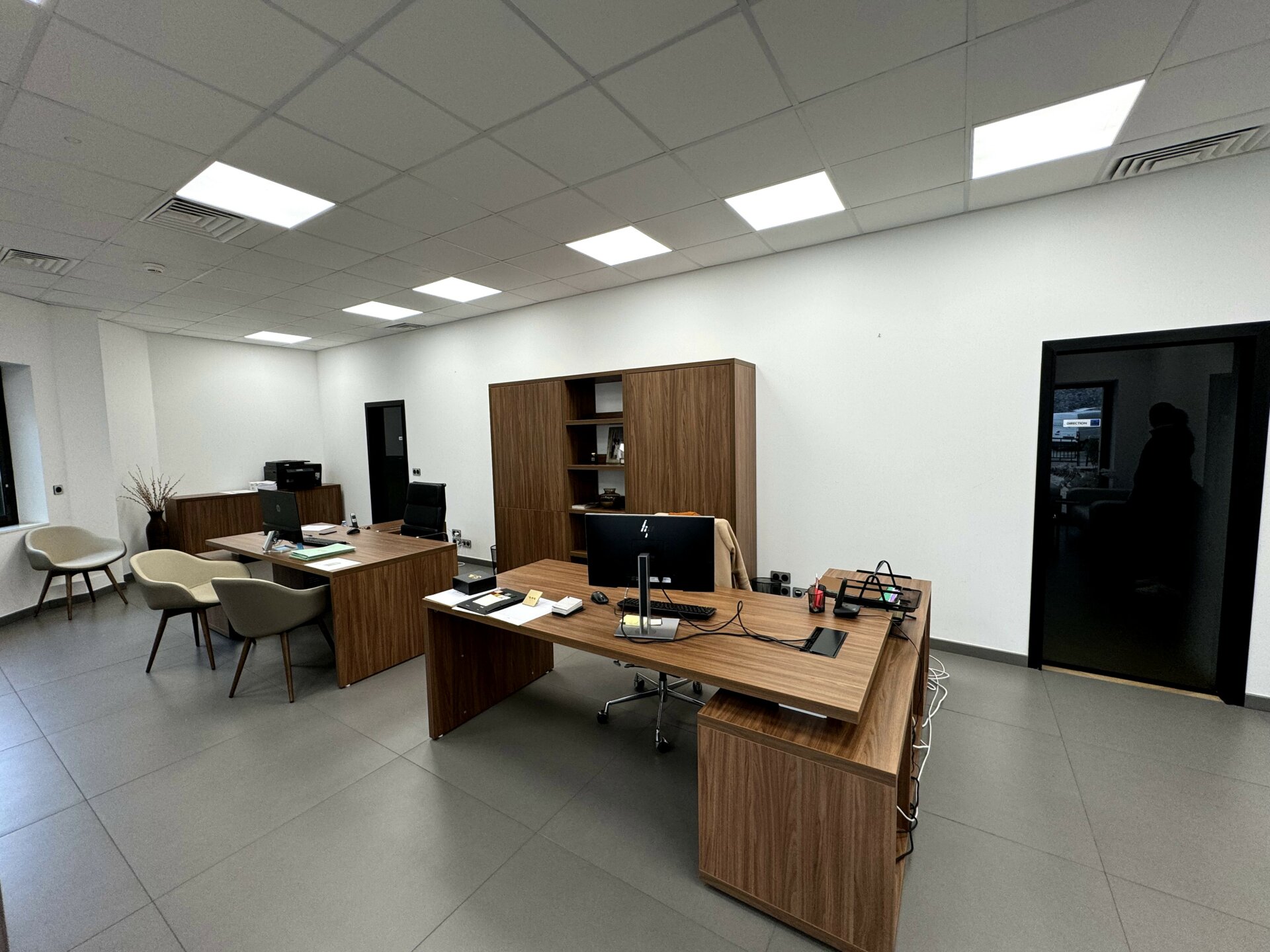 BUREAU PARC SAINT ROMAN : 5/7