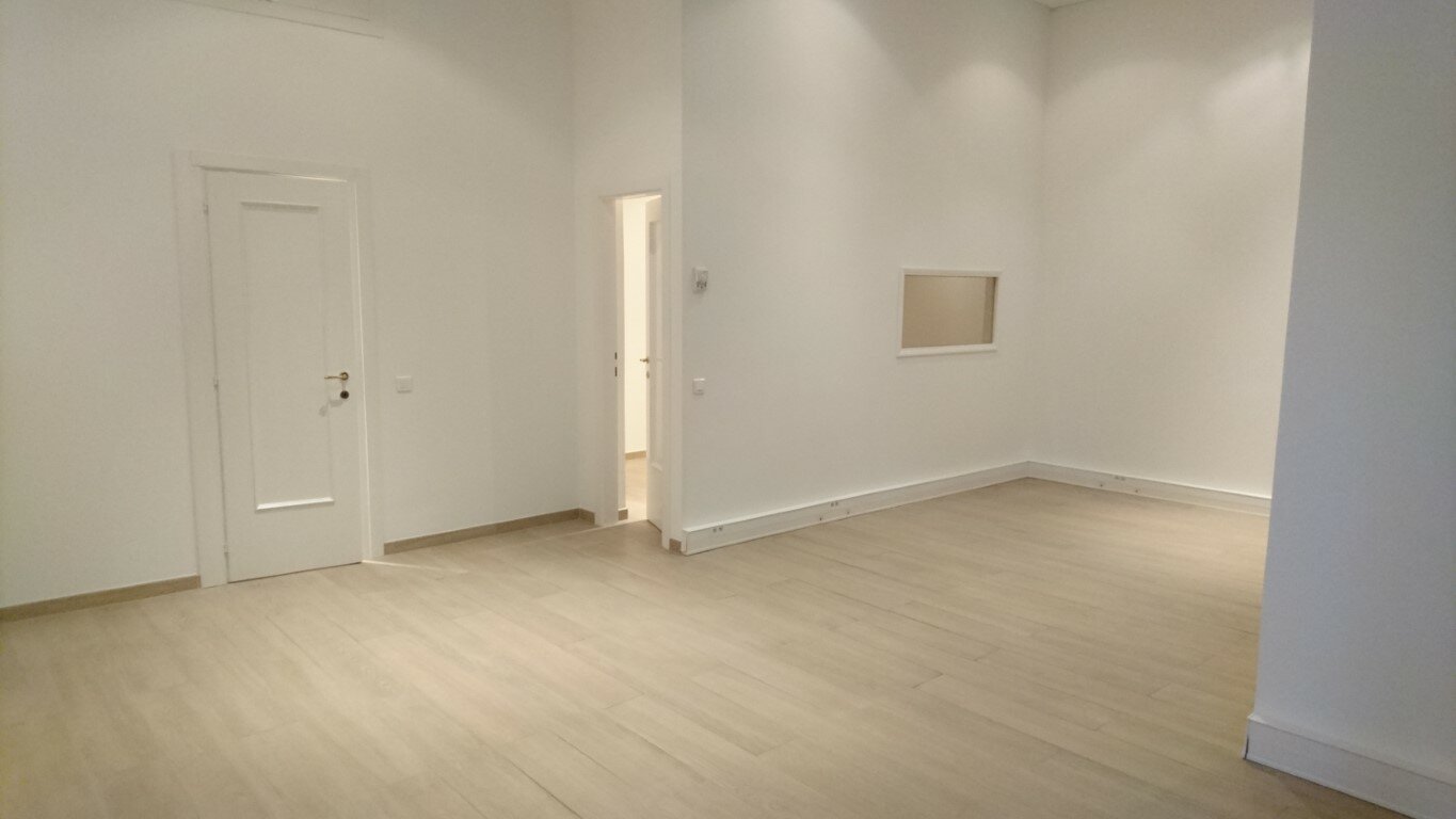 LOCAL COMMERCIAL BOTTICELLI : 5/5