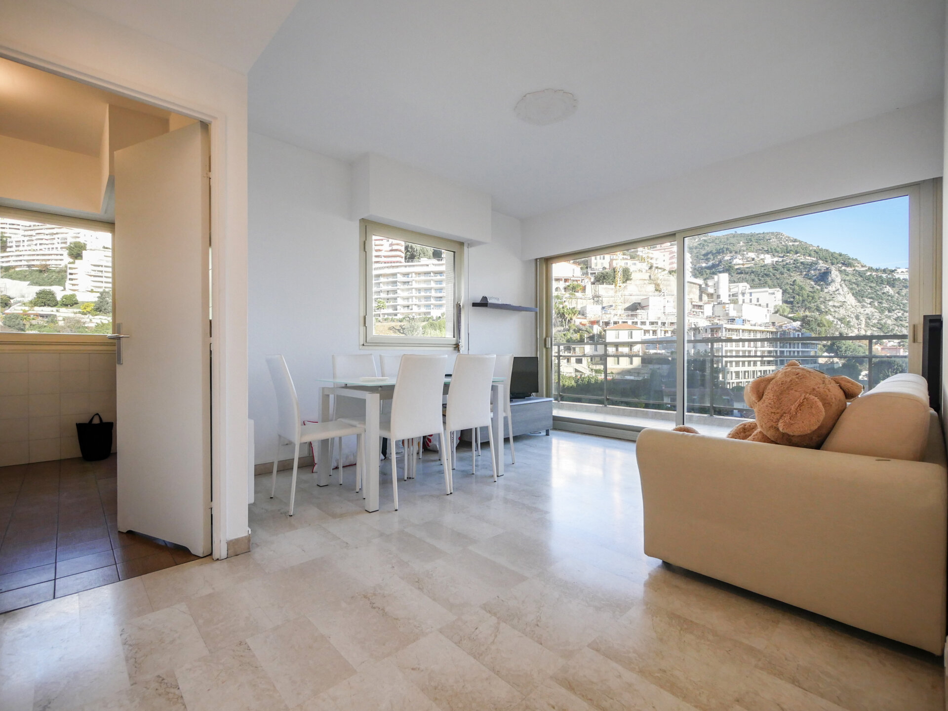 APARTMENT ANNONCIADE : 3/7